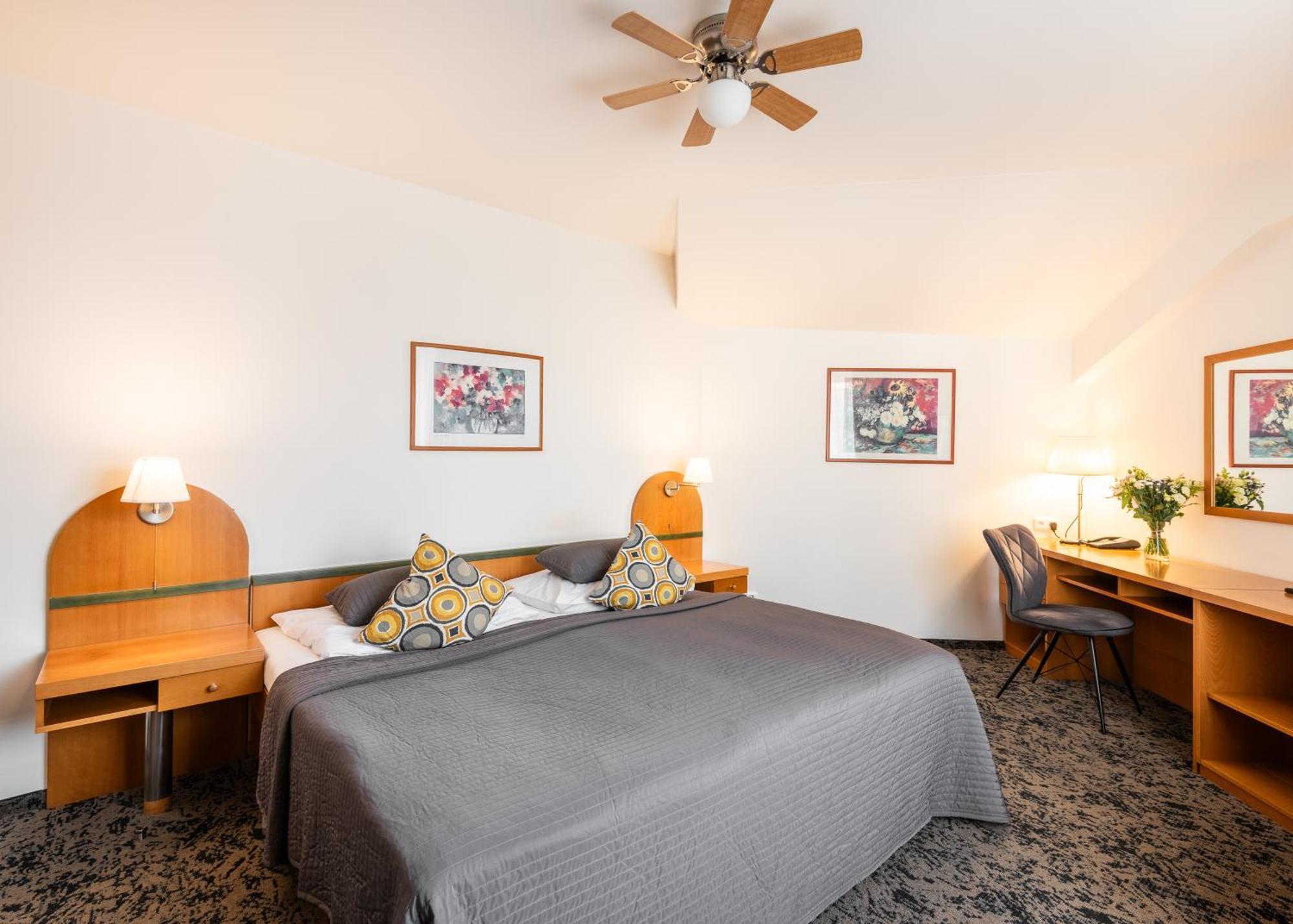 Troja Hotel 4*